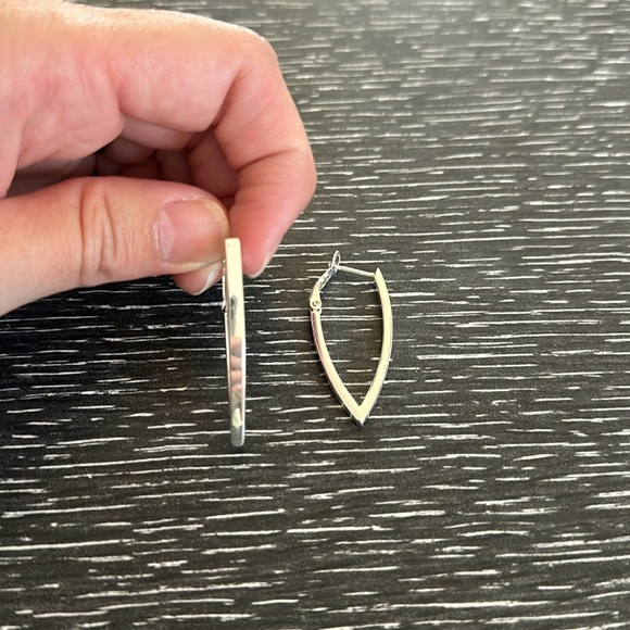 Sterling silver earrings - Picture 2 of 3